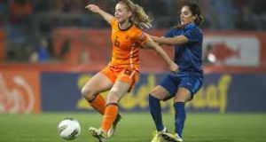 Oranje vrouwen winnen van Schotland