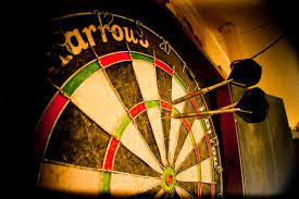 Darts Premier Leaugue 2016 05 van Gerwen pakt koppositie logo darts